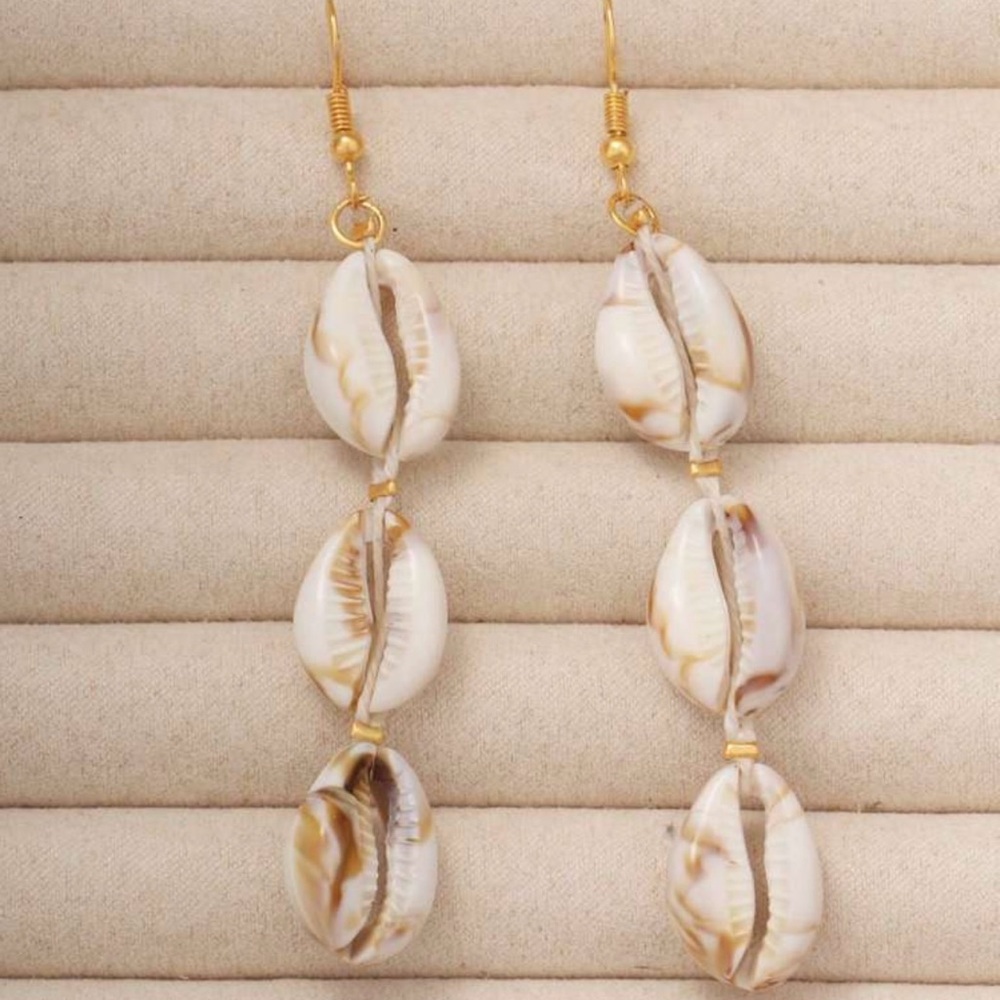 “Marbled Cowrie Shell” Univalve Sea Snail Mollusk Cowry Puka Seashell Earrings - Picture 5 of 7